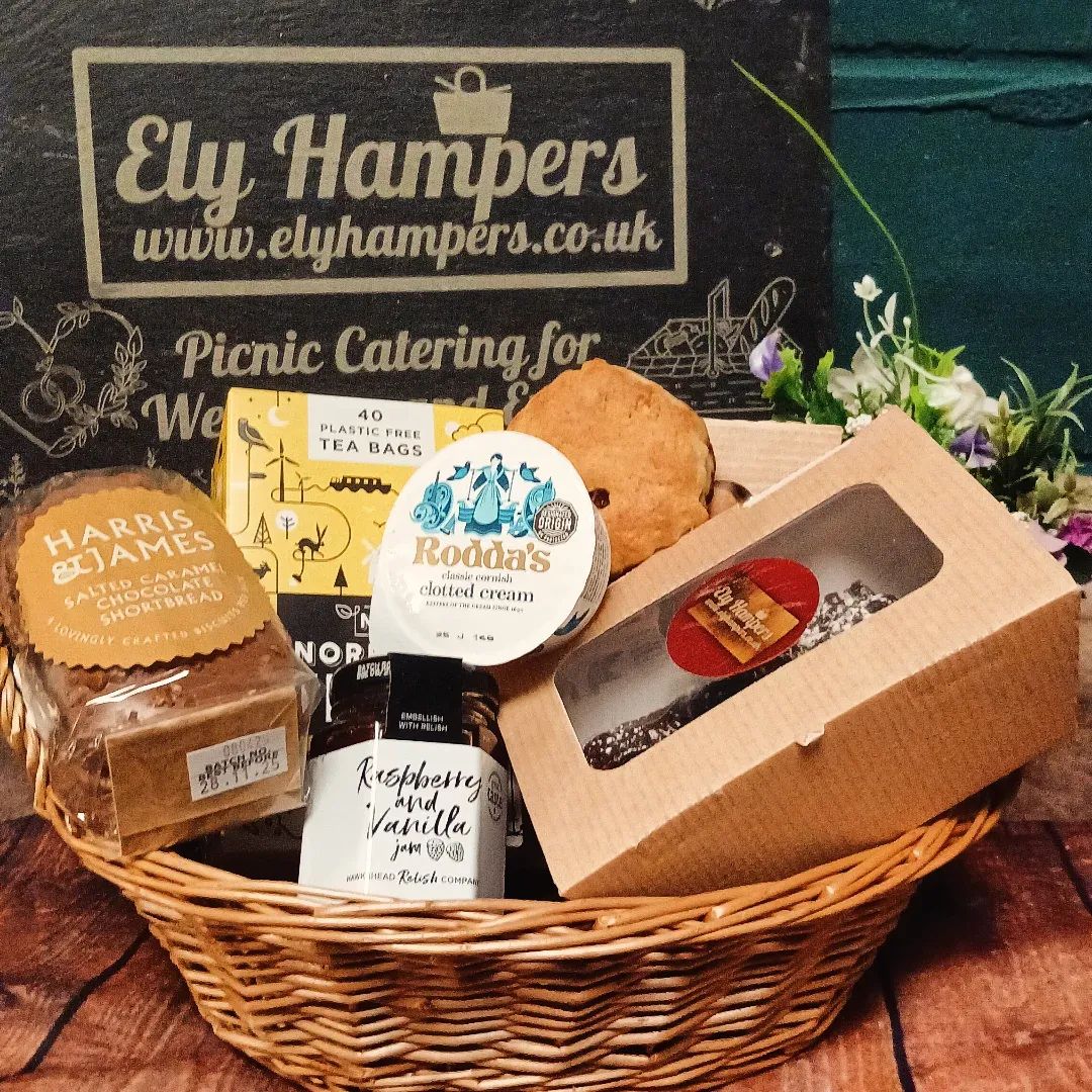 2025 Cute Picnic Basket