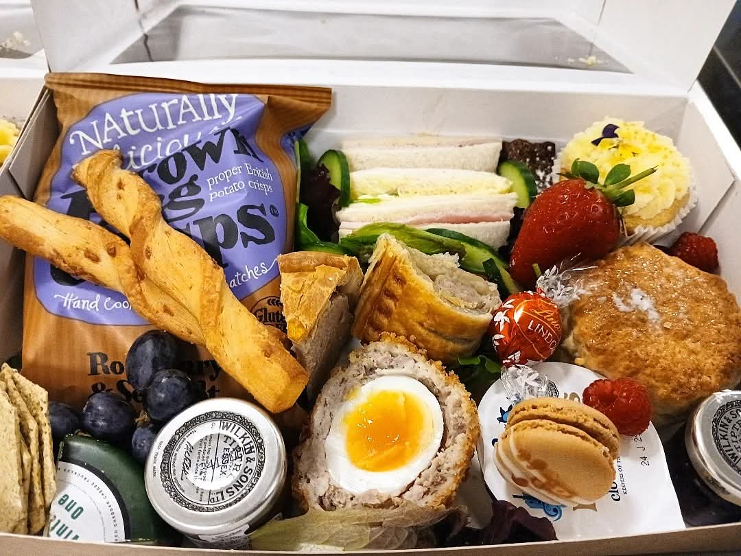 25 Meat Eater Afternoon Tea Box 